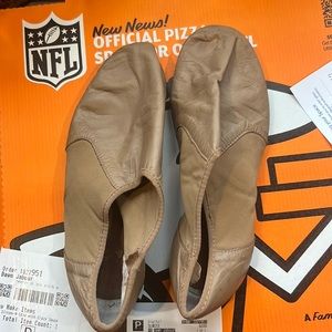 Bloch
Adult "Neo Flex" Slip-On Jazz Shoes